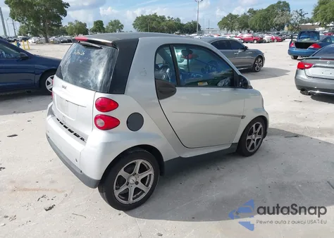 2008 Smart Fortwo Passion/Pure из США, поврежденный, VIN WMEEJ31X48K095762